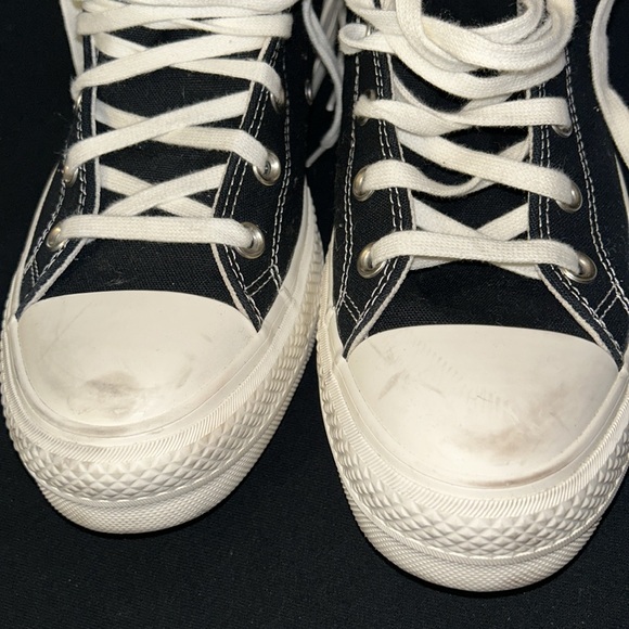 Converse Chuck Taylor All Star Lift Platform High 'Embroidered Floral - women’s - Picture 14 of 15